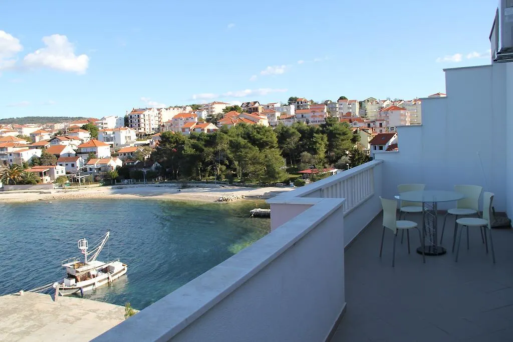 Apartments Villa Plaza Trogir