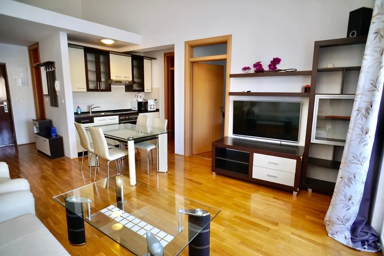 Apartments Villa Plaza Trogir